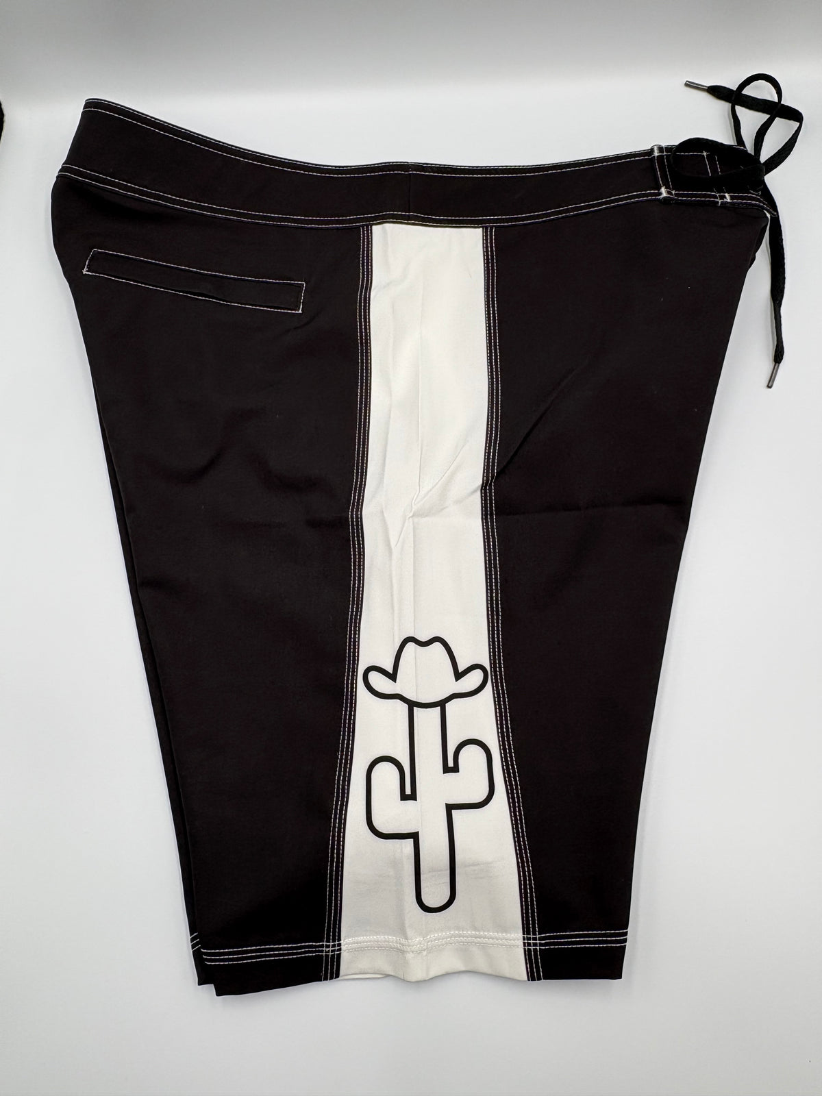 DB board shorts